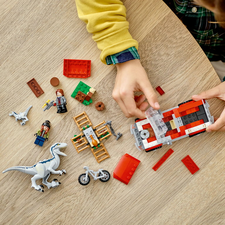 LEGO Jurassic World Atrociraptor Dinosaur: Bike Chase Set 76945, Dinosaur  Toys for Boys, Girls, Kids Age 6 Plus, with 3 Dino Figures and Toy