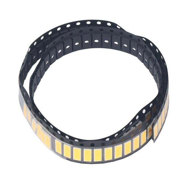 Chip LED blanco cálido, chip LED de 200 piezas 7030 SMDLED Chip de luz LED Características líderes en su clase