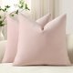 thumbnail image 1 of Fundas para almohada, color rosa: Juego de 2 fundas decorativas cuadradas de terciopelo suave para almohada, para decoración del hogar, 1 of 4