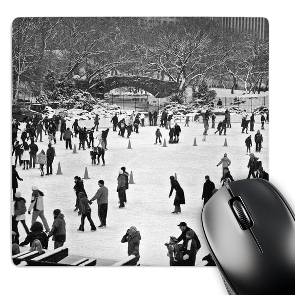 3dRose, Snow blizzard in Central Park Manhattan New York City Ice Skate Ring, MousePad