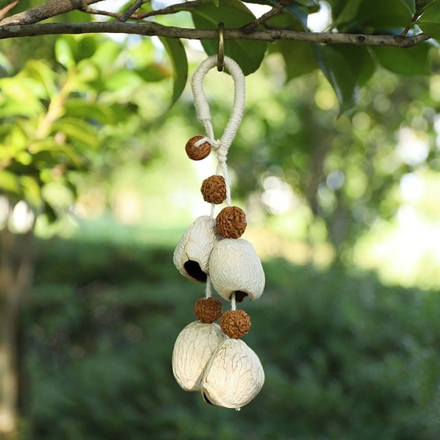 Hecho a mano. Cada uno es una cuerda natural de campanas de mano, carillones de viento e instrumentos que los acompañan.