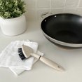thumbnail image 2 of Brosse pour Poitrine en Lin - Crème, 2 of 4