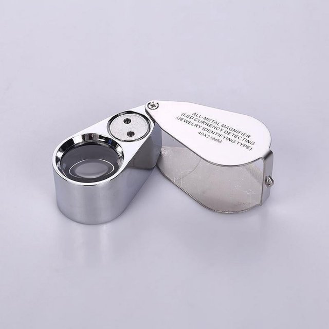 Lupa de joyero plegable de metal de 40 aumentos con luz LED ultravioleta para diamantes, monedas y joyas (reconocimiento de moneda/identificación de joyas)
