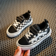 thumbnail image 1 of Zapatos de lona con forro polar para niños, zapatos de algodón para mujeres y niños, versión coreana, parte inferior a la moda, invierno 2023, 1 of 5