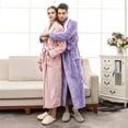 thumbnail image 1 of Camisón de pareja de terciopelo de visón de gran tamaño alargado y grueso de otoño e invierno Bata de baño de franela de color con costuras para hombres y mujeres, 1 of 5