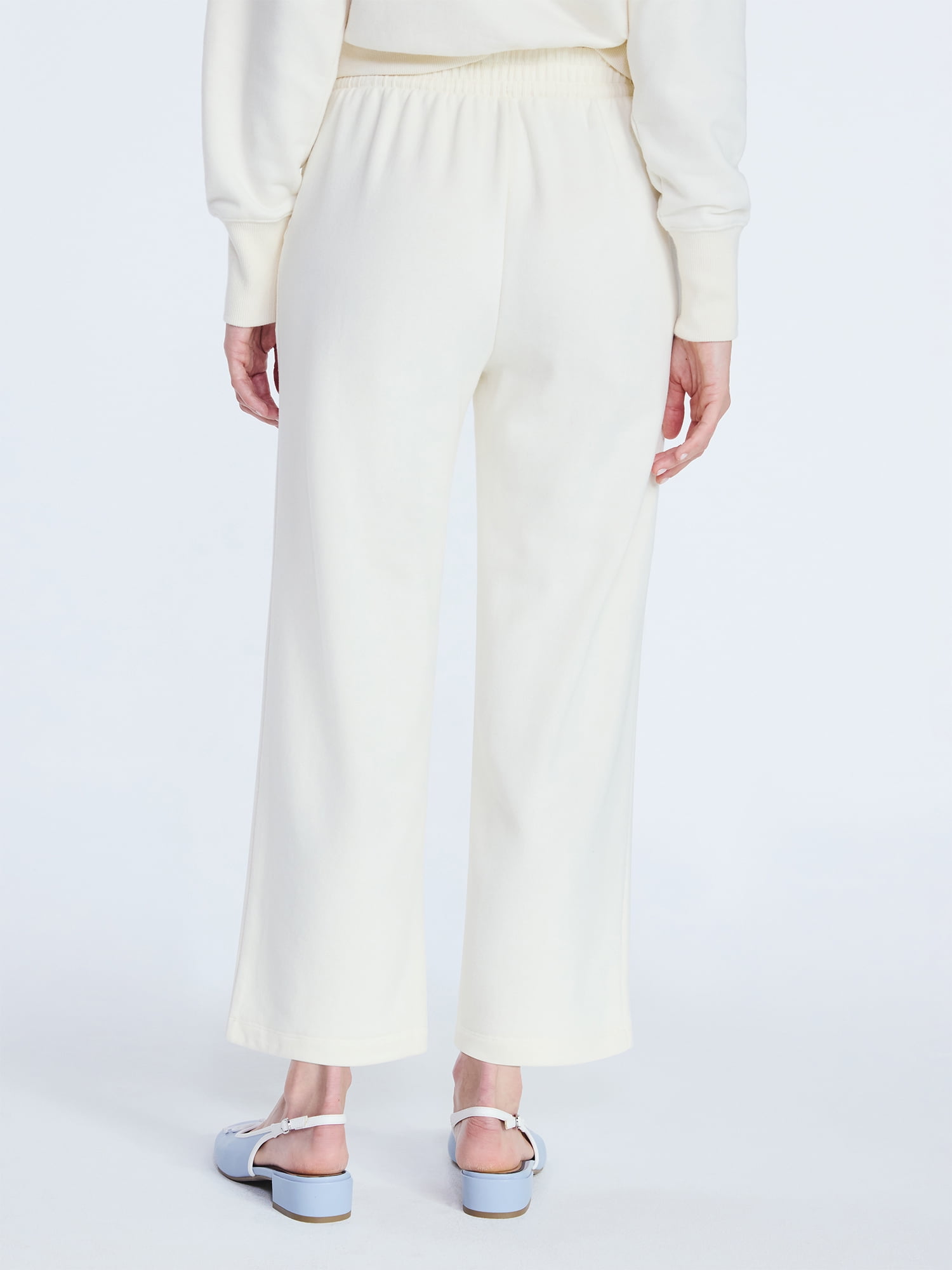 Free Assembly Women's and Women's Plus Embroidered Cropped Sweatpants, 23" Inseam, Sizes XS-4X