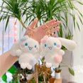 thumbnail image 2 of Yugui llavero de perro con imán de atracción de fase, colgante de bolsa, Cinnamoroll, juguetes de peluche, llaveros Sanrio, lindo Kawaii de peluche Fivean unisex, 2 of 2