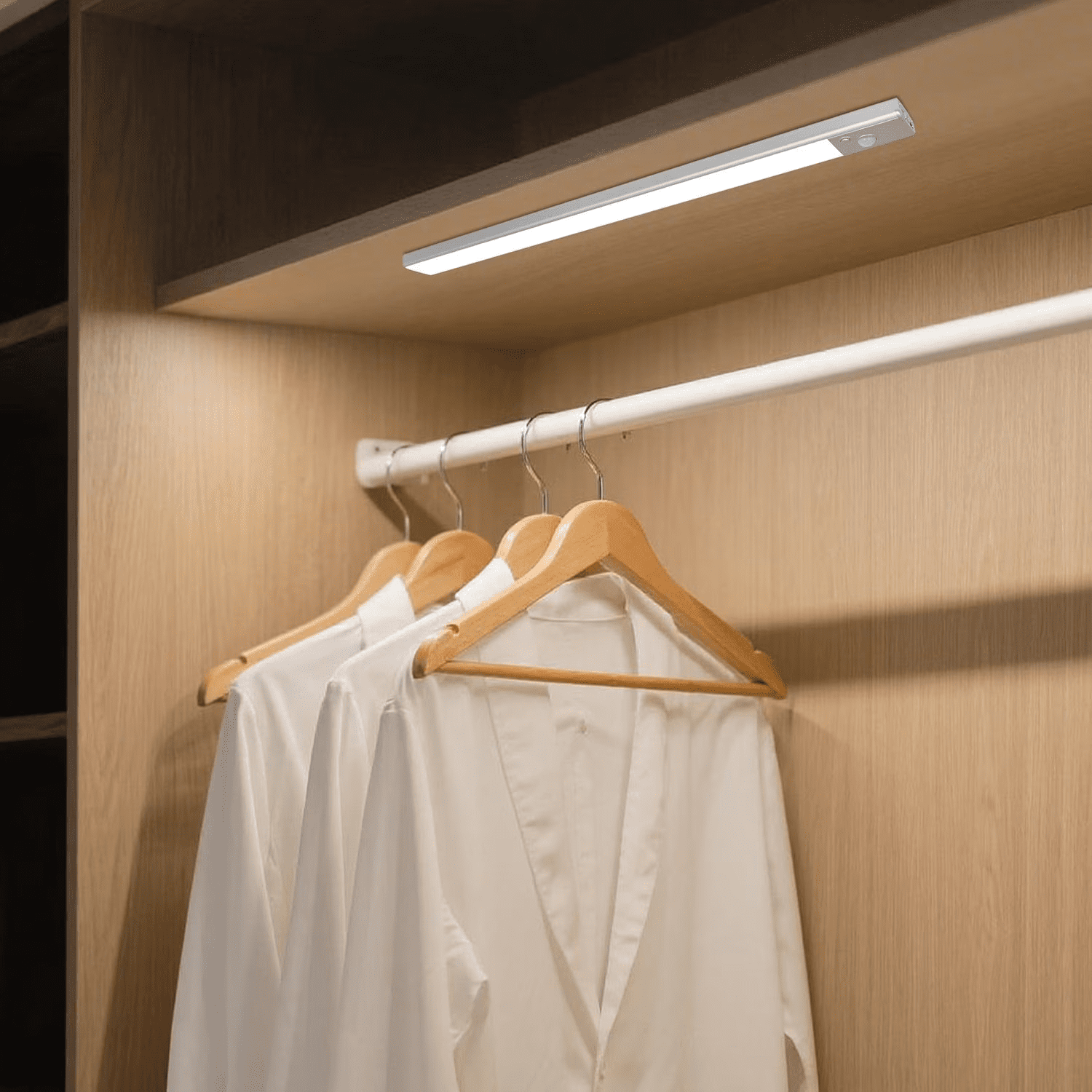Cedar Hill 300 Lumen Under Cabinet Light, Magnetic Rechargeable Motion Sensor Light for Wireless for Kitchen, Cabinet, Stairs 2pc