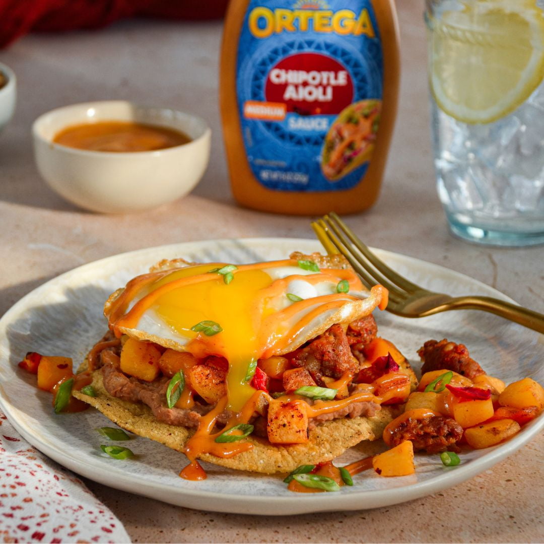 Ortega Chipotle Aioli Medium Taco Sauce, Whole, 9 oz Bottle