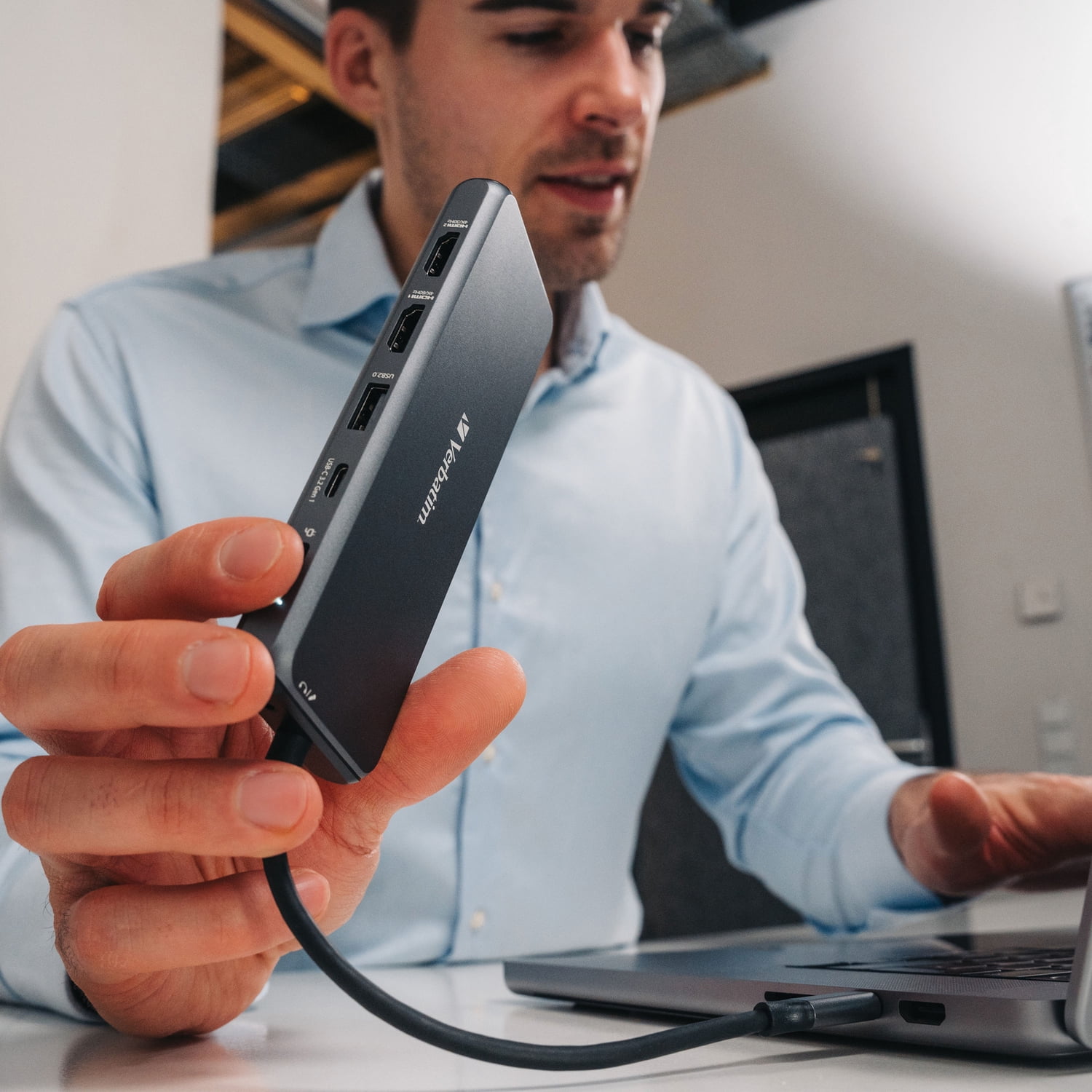 Verbatim® USB-C Pro Multiport Hub14 Port, Gray 32154