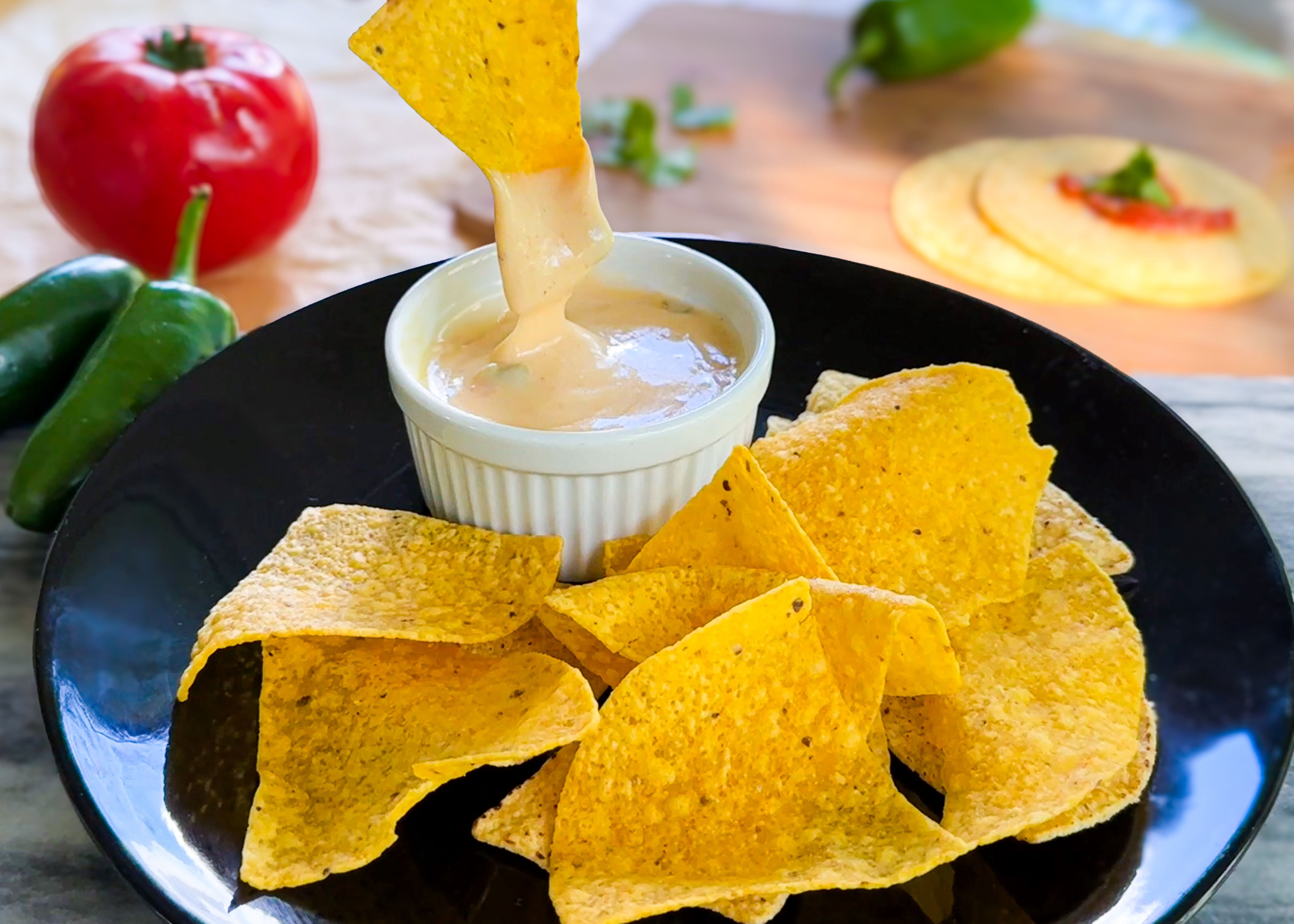 Marketside Southwest Queso Cheese Dip, 16 oz (Refrigerated)