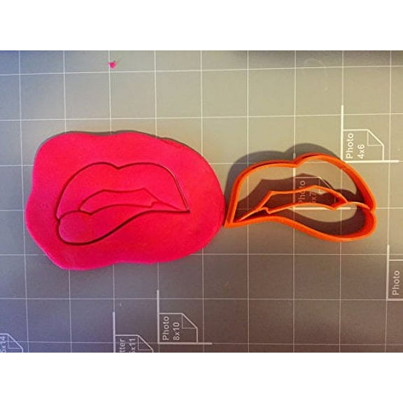 Sexy Lips Cookie Cutter- Fast Shipping - Sharp Edges - Exceptional Quality