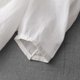 thumbnail image 5 of Tops de Algodón de Lino para las Mujeres Bordado Imitación Algodón Botón de Lino Cinco Cuartos de Manga Corta V-Cuello Superior, 5 of 8