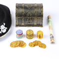 thumbnail image 4 of Monedas de tesoro de oro de plástico para niños, accesorios de monedas de oro pirata, juguetes de decoración de Halloween, accesorios de fiesta de cumpleaños, 100 uds., 4 of 4