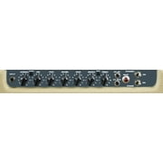 Peavey CLASSIC30 تم الكشف عنه بواسطة البلوز ، واللاعبين في الريف والروك على حد سواء ، هذه الأمبير الحقيقية لجميع الأنابيب تمتد على Tonal Landscape من خمر إلى معاصر W / سهولة