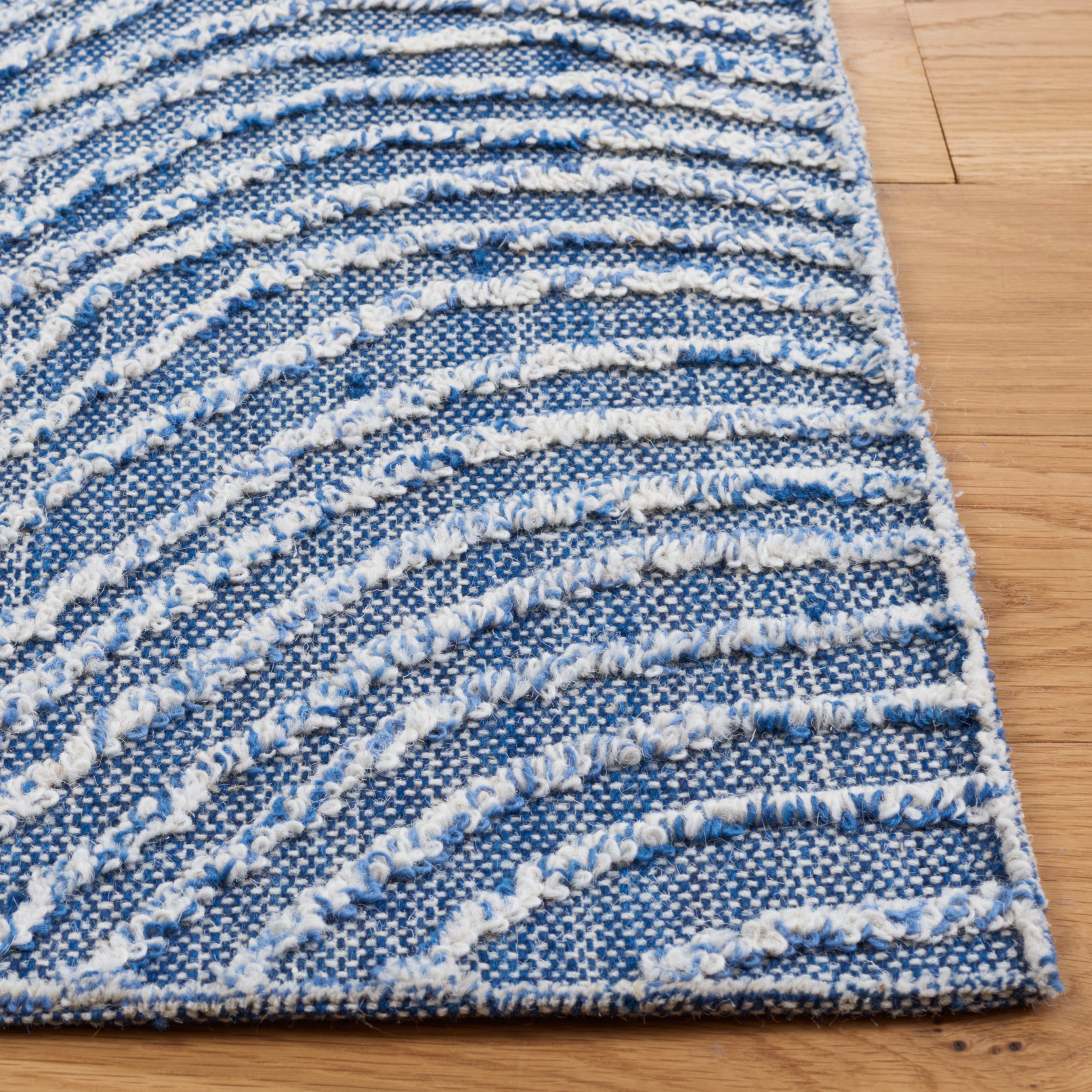 SAFAVIEH Trace Jimney Abstract Runner Rug, Navy, 2'3" x 9'