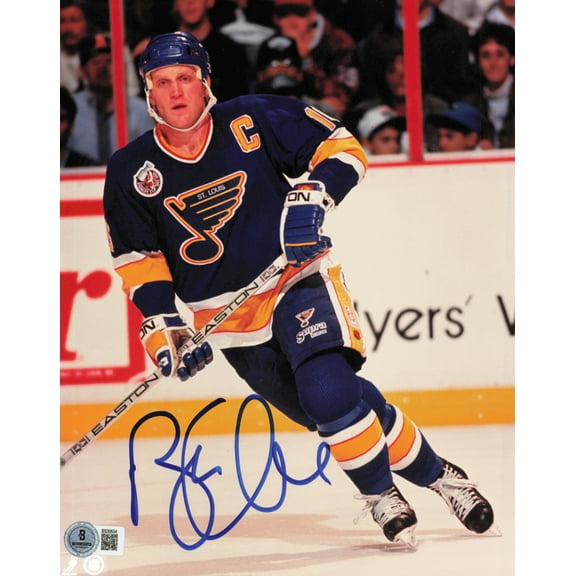 Brett Hull Autographed 8x10 Photo St. Louis Blues Beckett BAS QR #BS30634