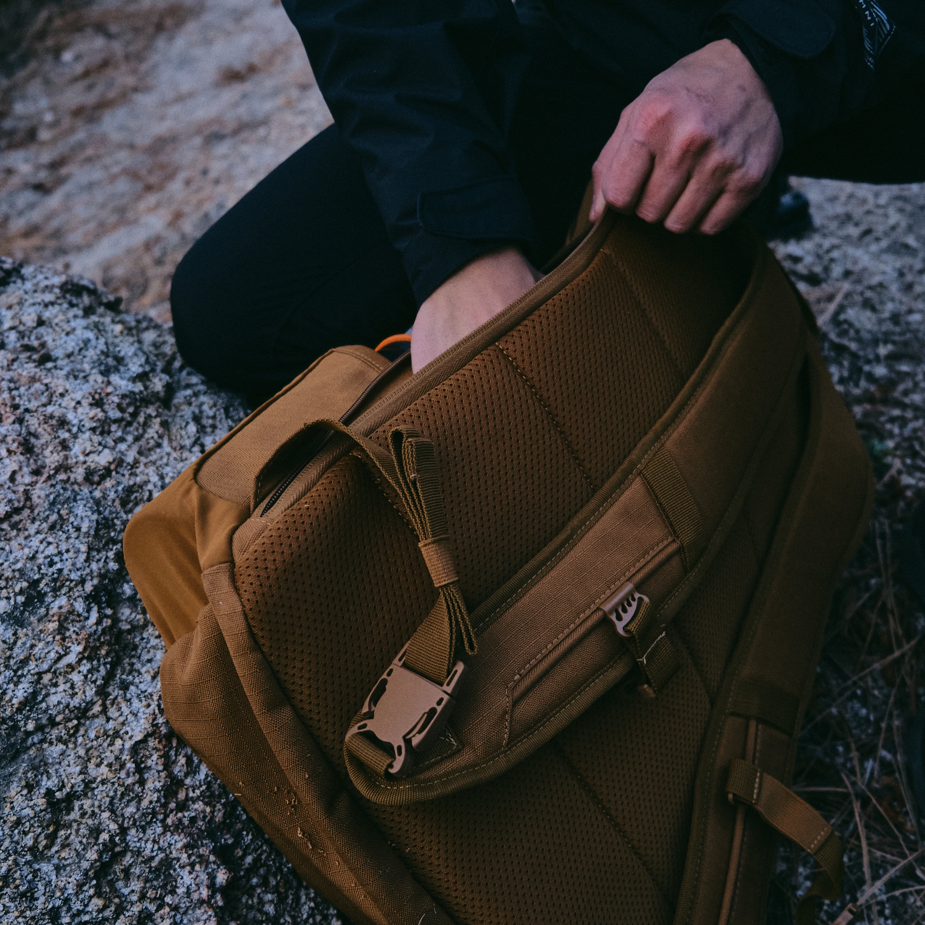 SOG Pro 28L Everyday Polyester Backpack, Brown, Suitable for Adults and Teens