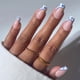thumbnail image 1 of Uñas Postizas Glamnetic Coffin Medianas con Puntas Azules y Blancas, 1 of 9