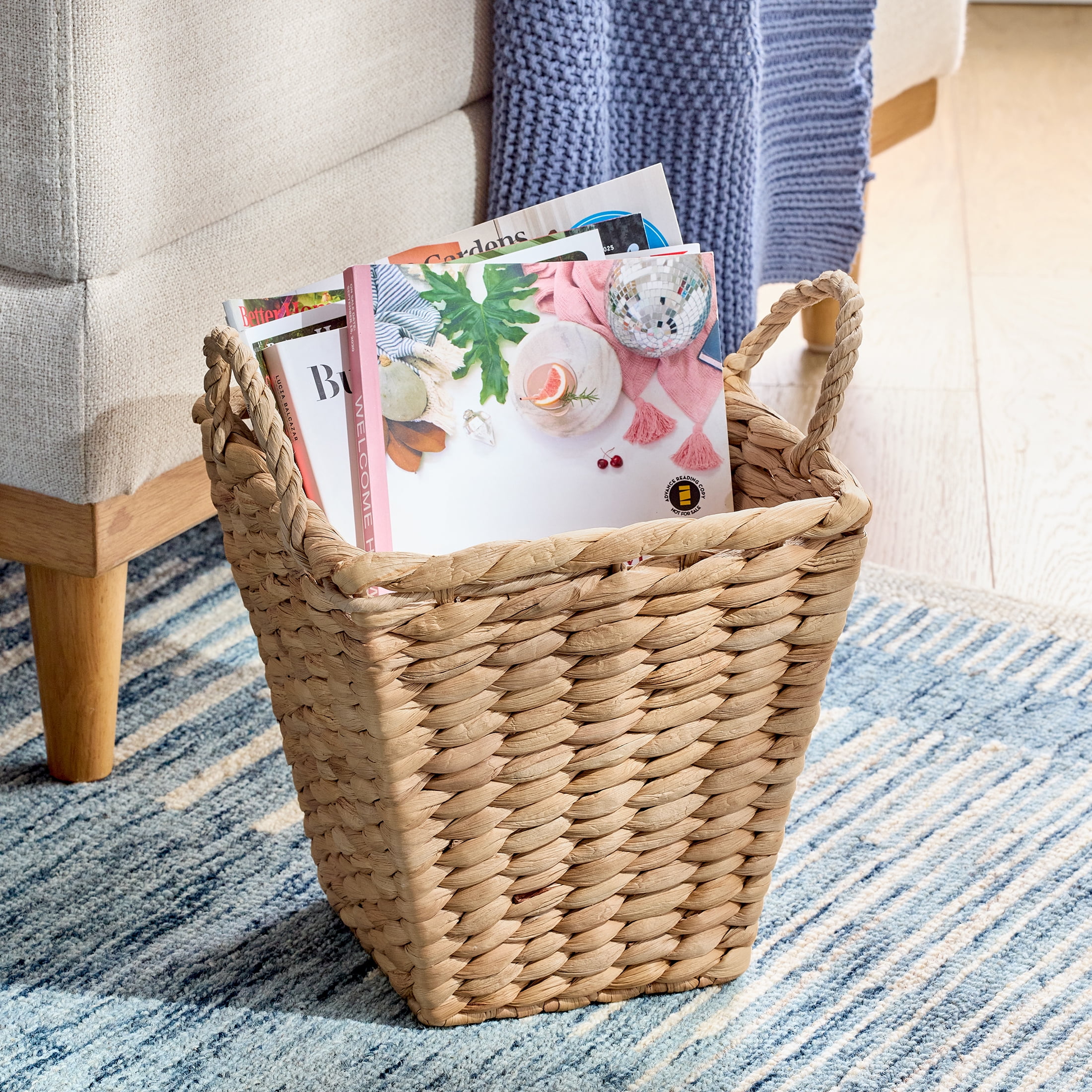 Better Homes & Gardens Water Hyacinth Tapered Basket with Loop Handles, 9 in
