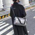 thumbnail image 2 of Bolso de mano con diseño de rejilla a la moda, de hombro para mujer, cuadrado pequeño acolchado de diseñador, 2 of 5
