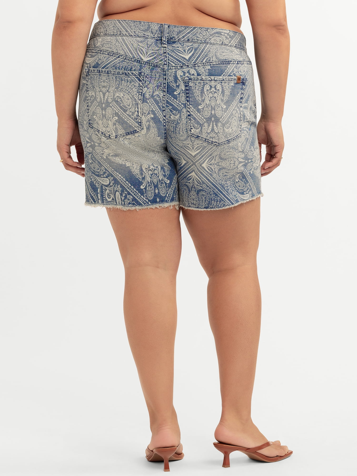 Jessica Simpson Women's and Women's Plus Ivy Bermuda Short, Sizes 2-24W