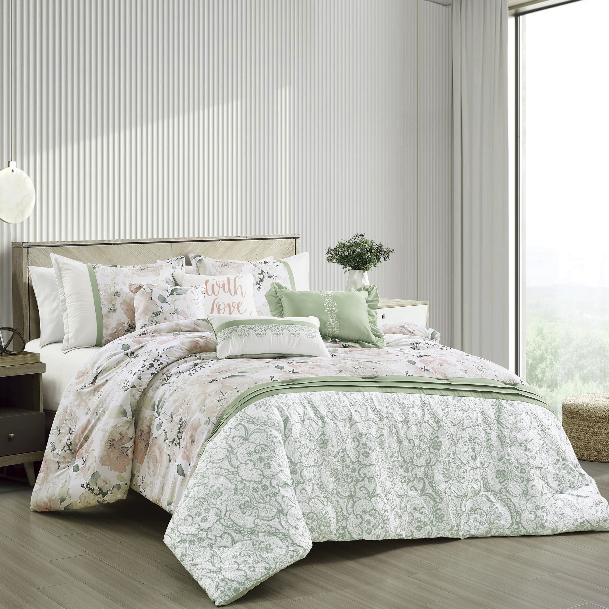 EvJk 7-Piece Luxury Comforter Set, Rich Print with Embroidered Borders, King