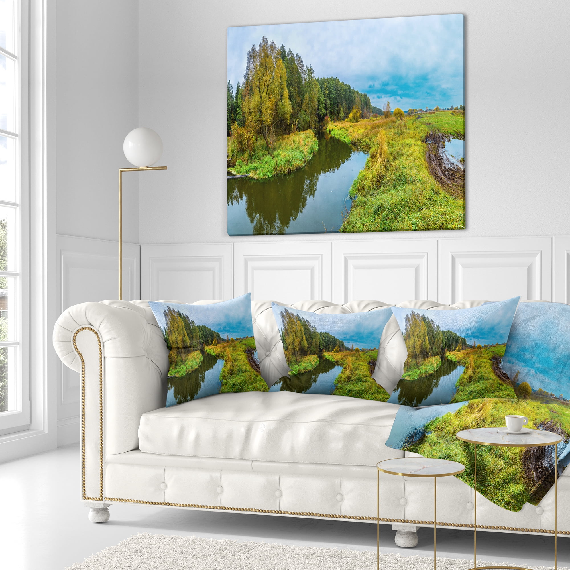 Designart Green Park by the Lake - Landscape Photography Throw Pillow - 16x16