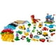 thumbnail image 3 of Set LEGO Classic Construye en Compañía 11020, 3 of 4