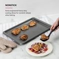 thumbnail image 3 of Bandeja para hornear KitchenAid Contour de acero aluminizado plateado, 3 of 7