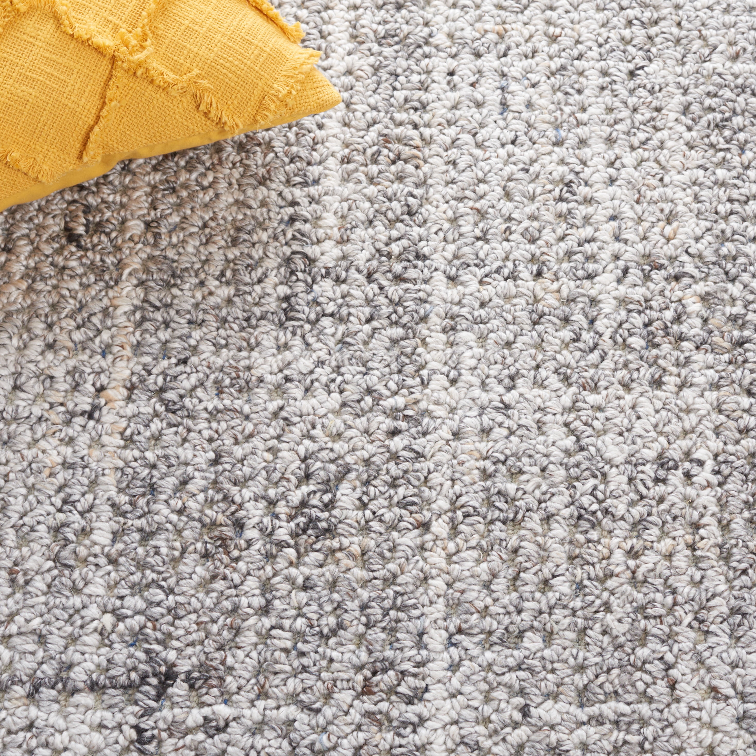 SAFAVIEH Abstract Deloris Trellis Area Rug, Light Gray, 4' x 6'