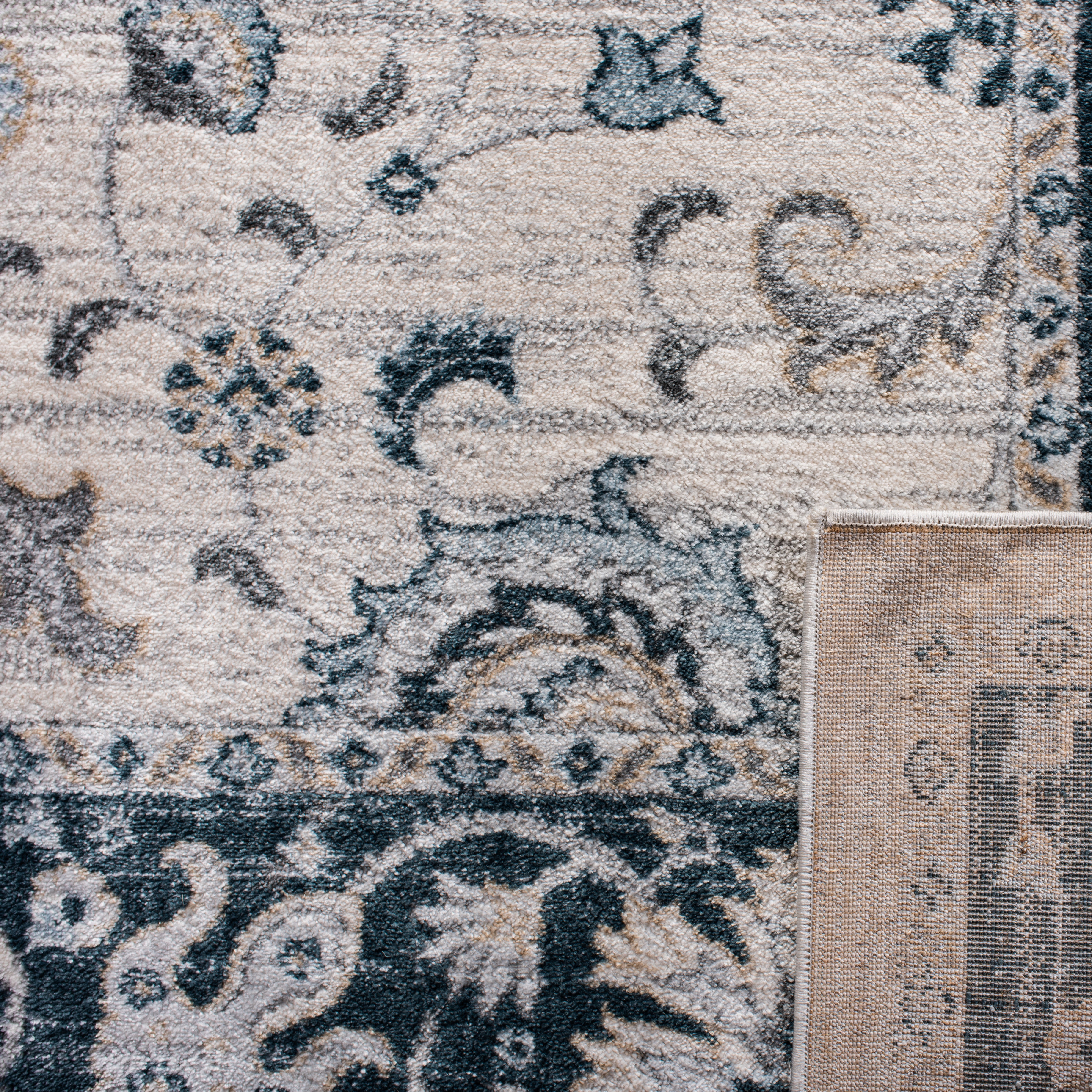 SAFAVIEH Isabella Kiana Oriental Runner Rug, Cream/Navy, 2'2" x 8'