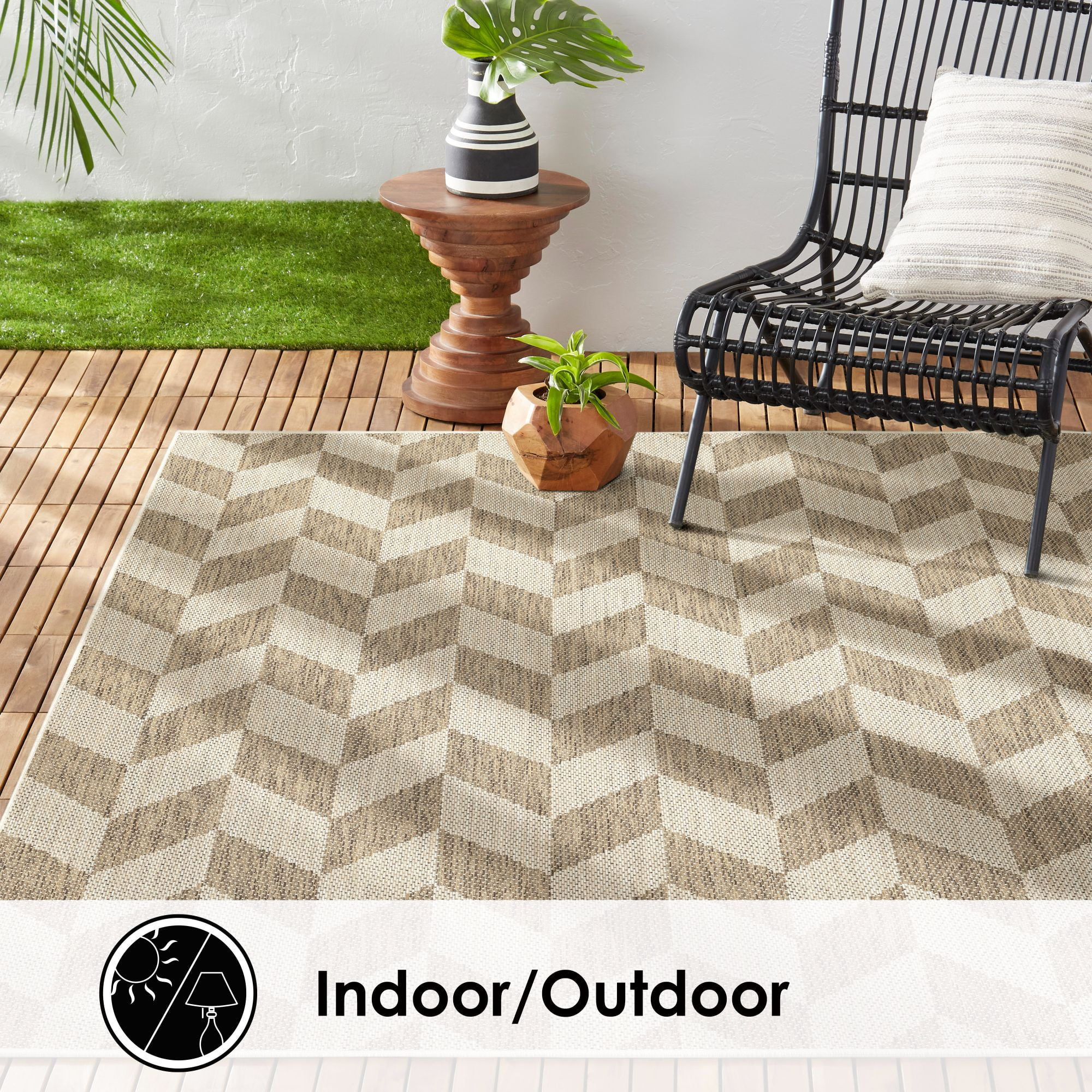 Nicole Miller New York Patio Country Calla Contemporary Herringbone Indoor/Outdoor Area Rug, Brown/Beige, 5'2"x7'2"