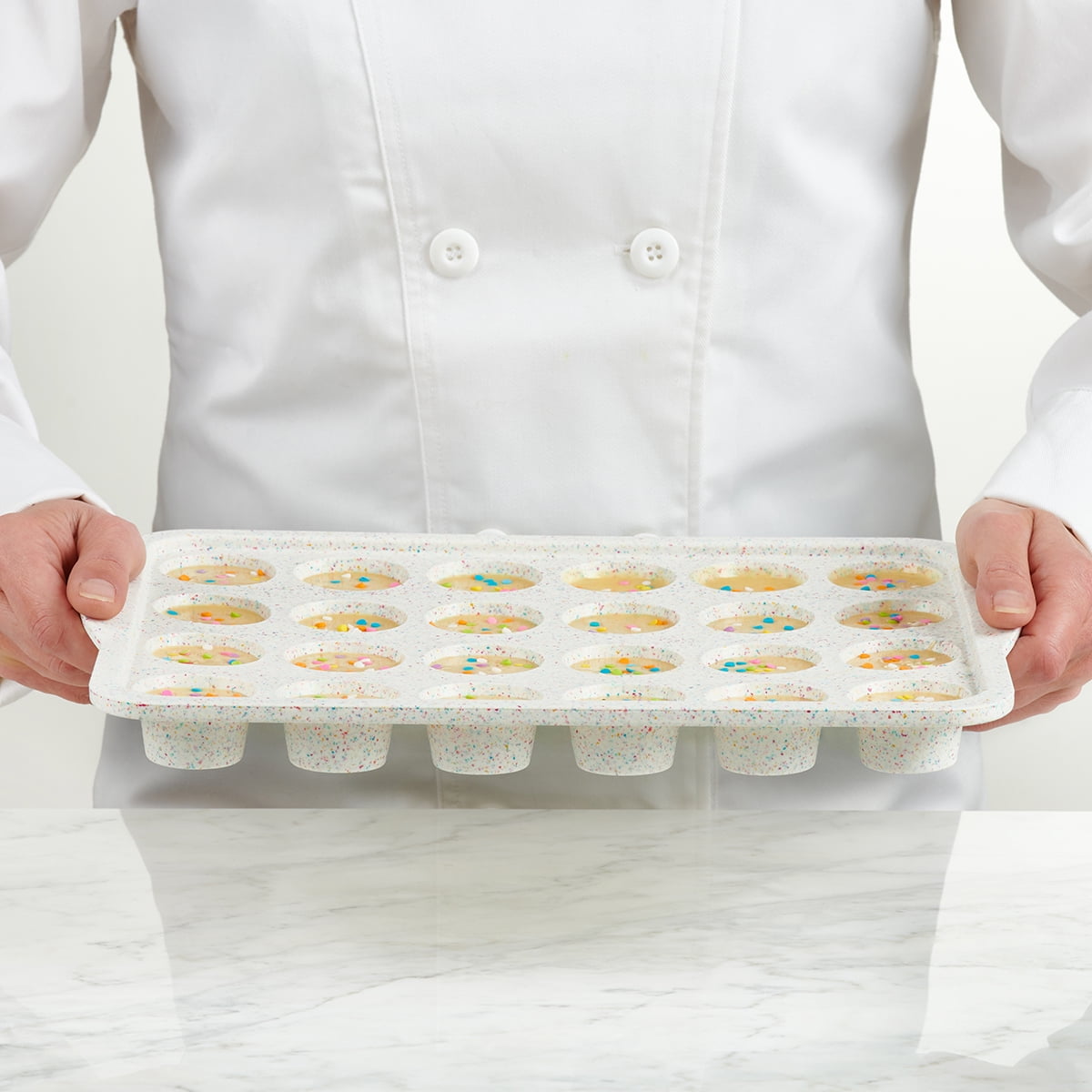 Plateau de 24 moules mini-muffins en silicone - confetti