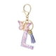 thumbnail image 1 of Llavero de moda con 26 letras y borlas de mariposa, elegante y multifuncional., 1 of 5