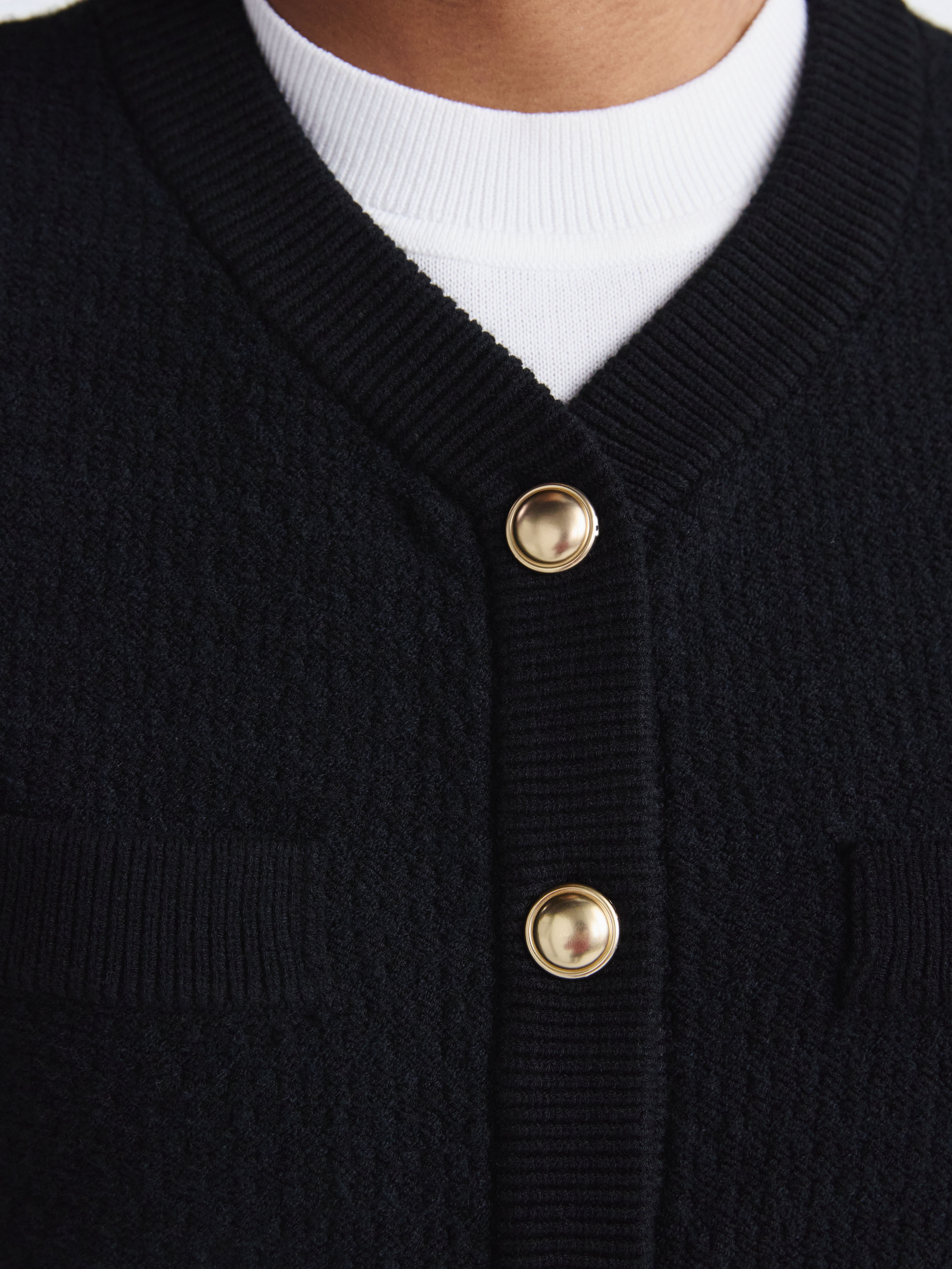 Free Assembly Women's and Women's Plus Textured Cardigan Sweater with Welt Pockets, Lightweight, Sizes XS-4X