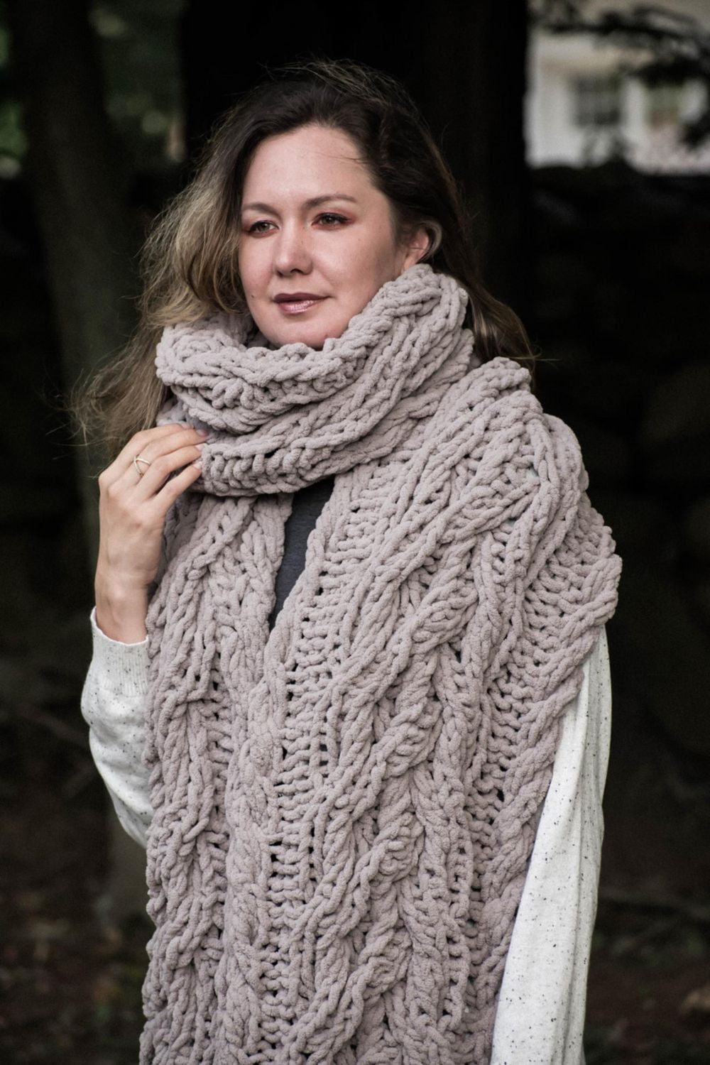 Lion Brand Cover Story™ Yarn Mercury, #6 Super Bulky Yarn, 1000g/500m 1 CT, #6 Super Bulky Yarn 1000g/500m 1 CT