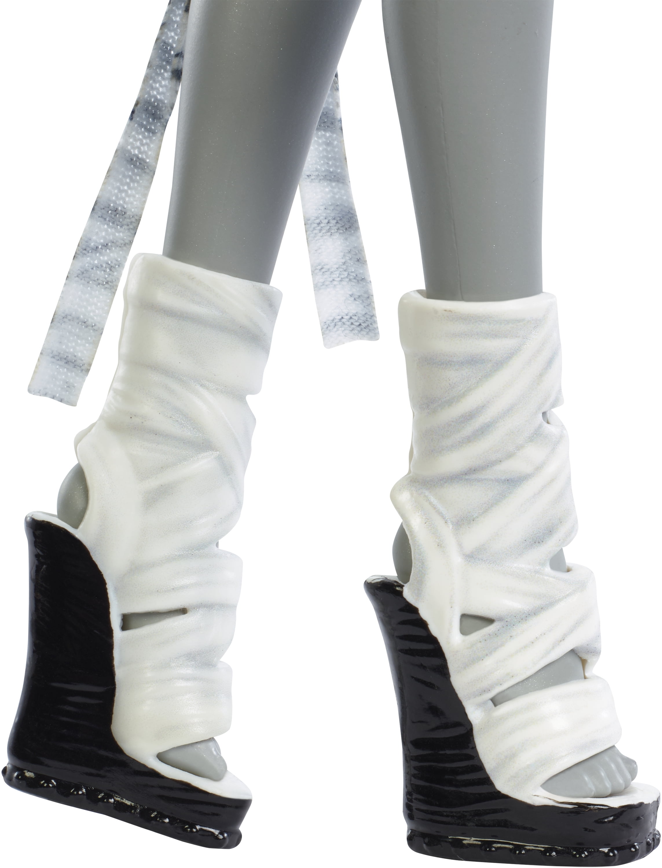 Monster High Reel Drama Cleo De Nile Black and White Reproduction Collector Doll with Poster