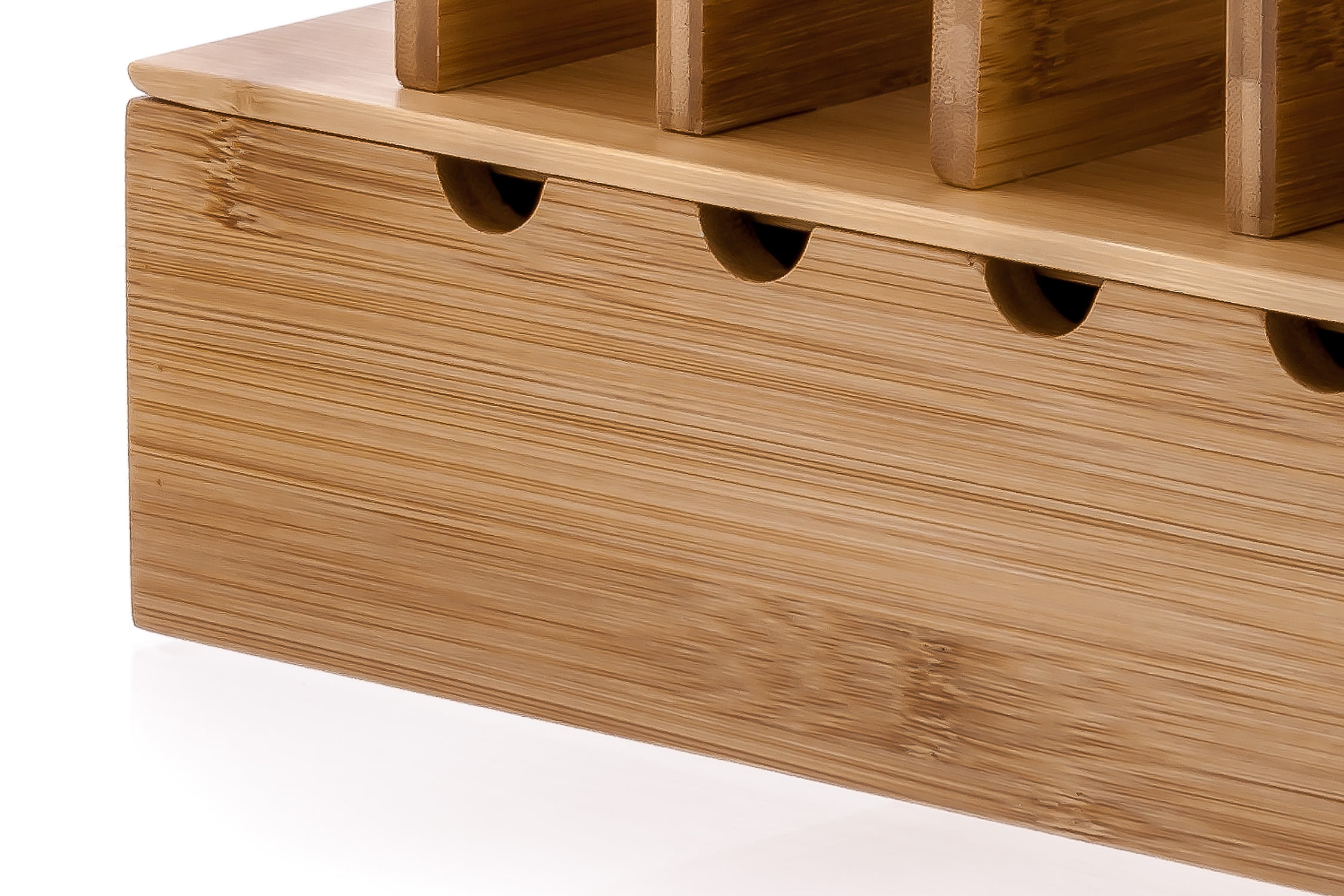 Prosumer/’s Choice Natural Wood Charging Station Rack for Smartphones and Tablets with Cable Organizer for 5 Devices
