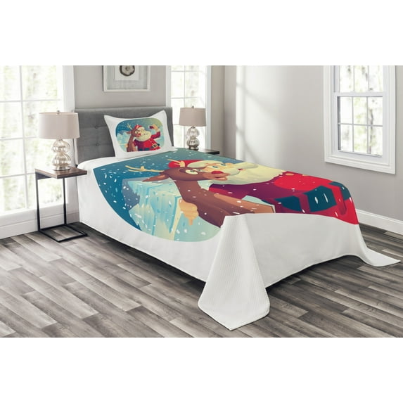 Santa Bedspread Set, Best Friends Taking a Funny Christmas Selfie with Cellphone in a Snowy Winter Forest, Decorative Quilted Coverlet Set with Pillow Shams Included, Multicolor, by Ambesonne
