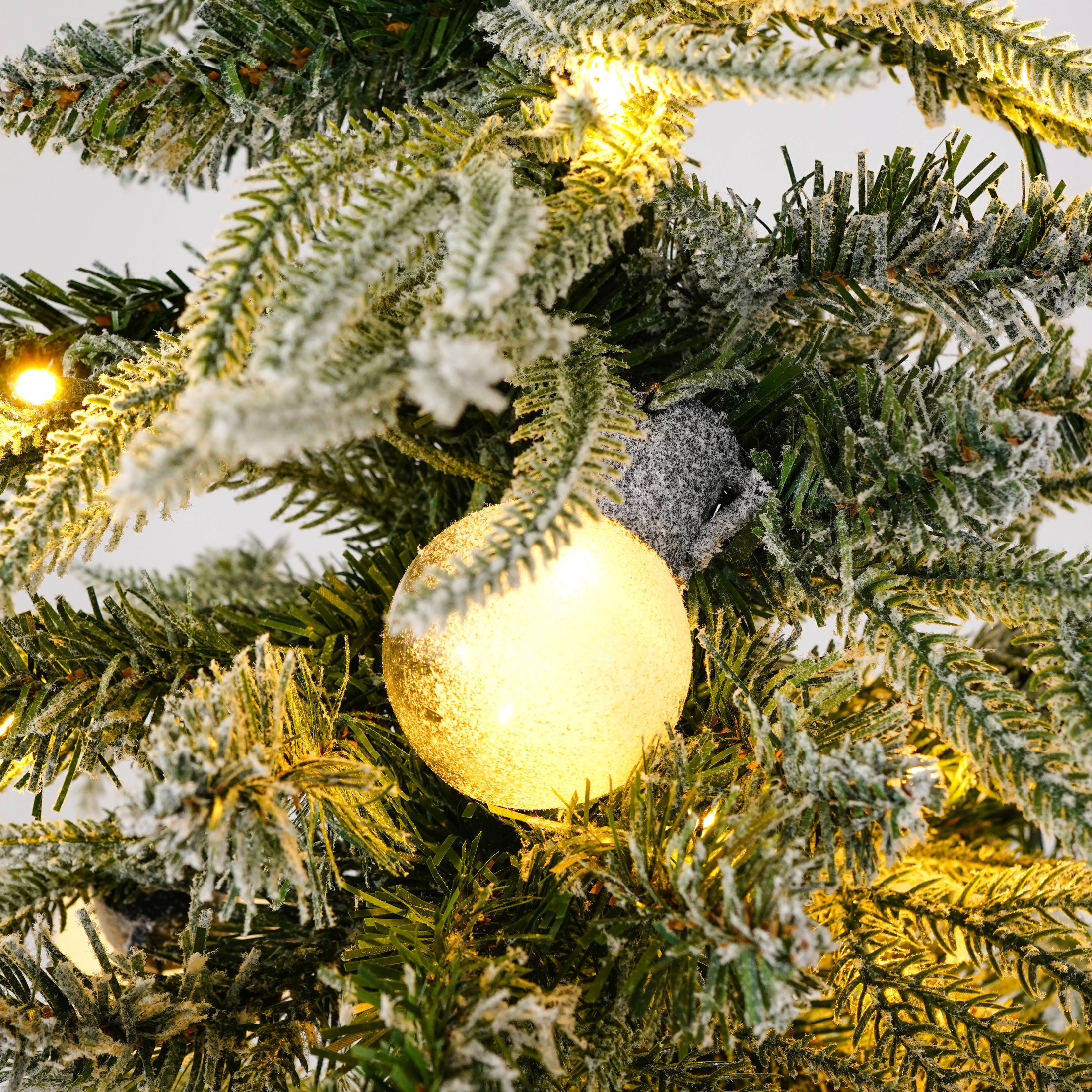 Christopher Knight Home 5FT Pre-Lit Snow Flocked Hinged Christmas Tree with LED Lights for Home Décor