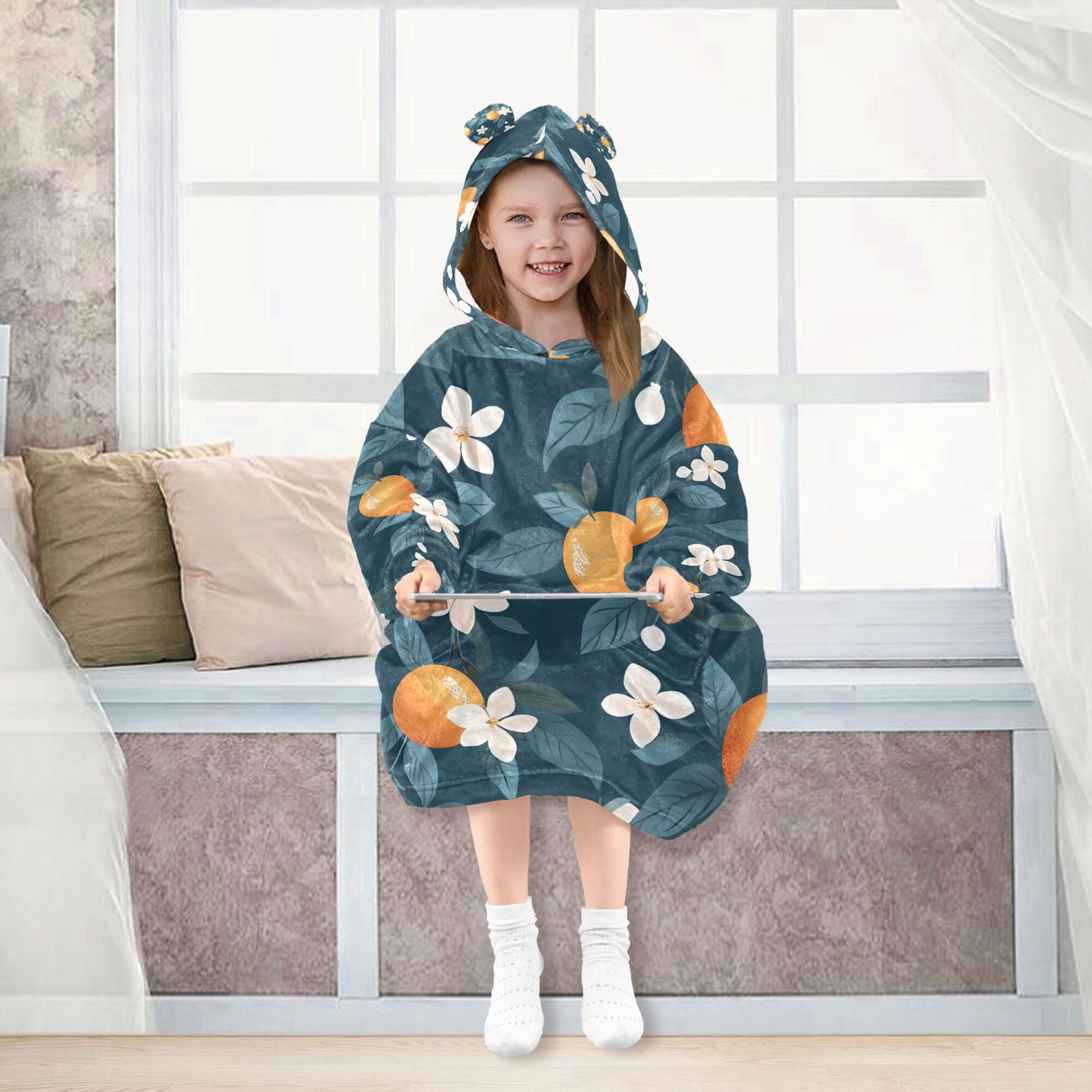 FORMRS Wearable Blanket Hoodie with Sleeves for Kids Cozy Flannel Sweatshirt, Oranges Pattern