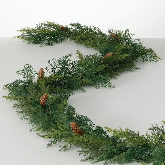 Guvpev Christmas Garland, 9FT Realistic Life-Like Green Arborvitae Garland with Pinecones Indoor Outdoor Seasonal Decor, Perfect for Fireplace Mantel, Weddings, Dining & Living Room Winter Xmas Decor