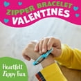 thumbnail image 2 of Tarjetas de San Valentín Peaceable Kingdom con pulseras con cremallera, 2 of 5