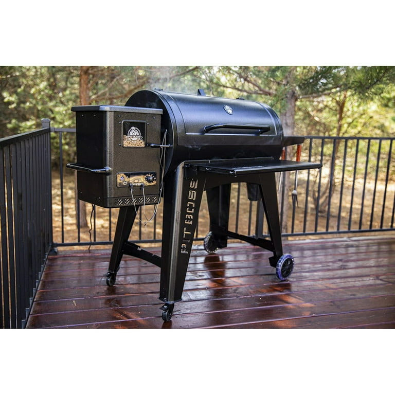 Pit Boss Navigator 1150 Pellet Grill, 1,158 Cooking Area