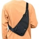 thumbnail image 1 of Bandolera pequeña e impermeable para hombre, 1 of 8