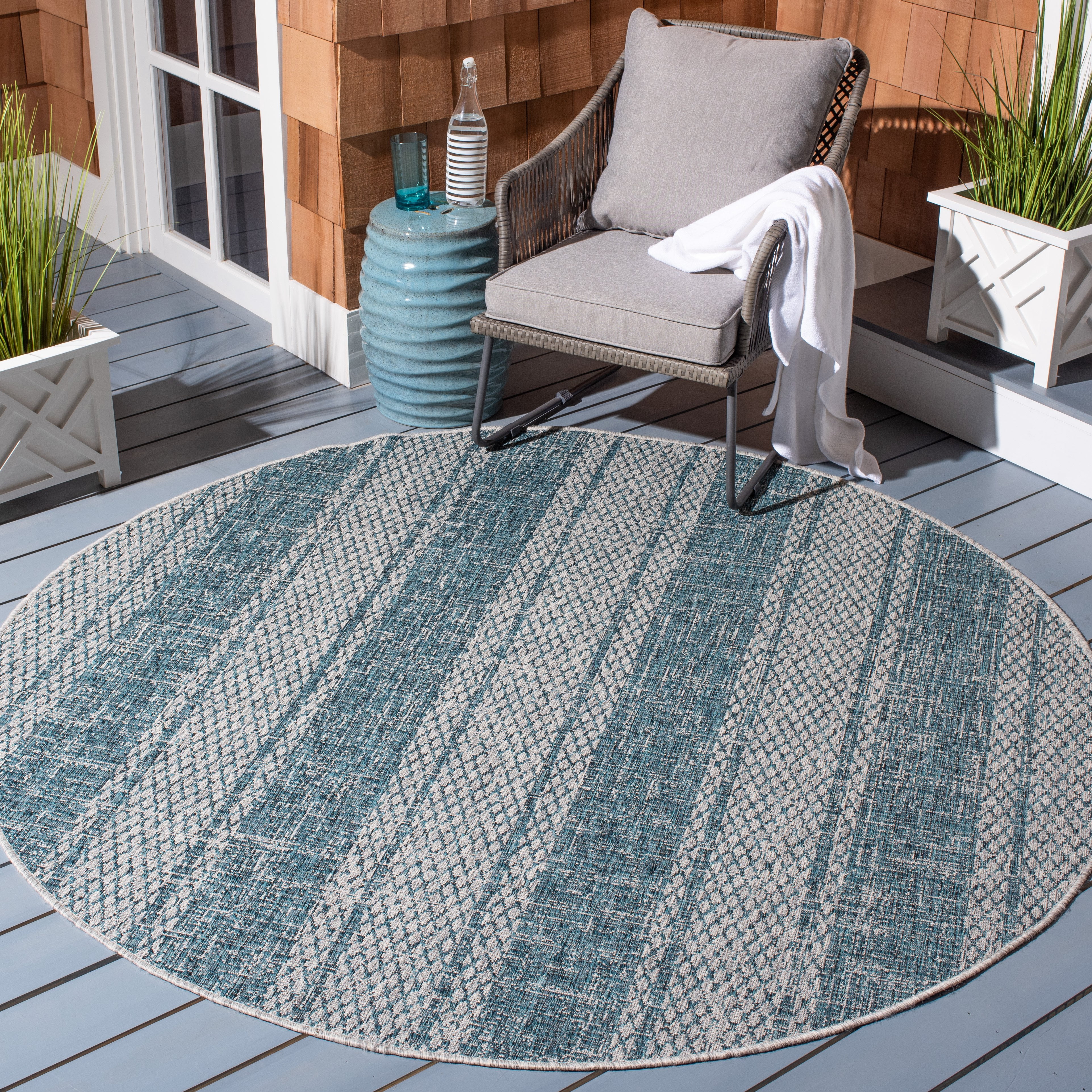SAFAVIEH Courtyard Robert Striped Indoor/Outdoor Area Rug, 6'7" x 6'7" Round, Light Grey/Teal