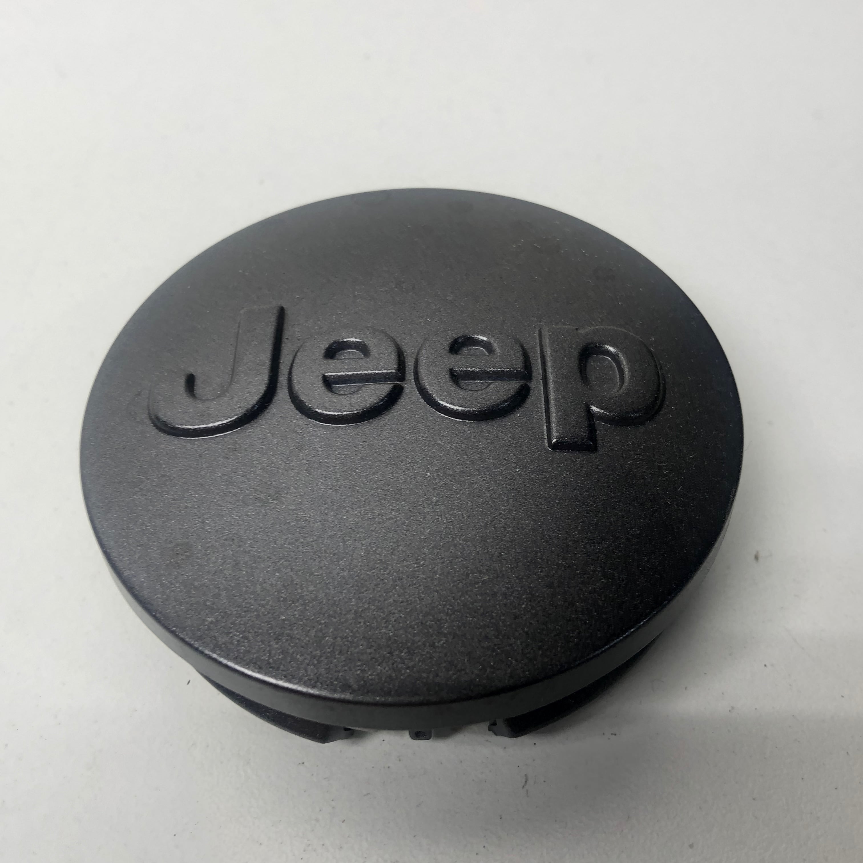 Center Cap 2.25" Diameter OEM Take Off For 20142017 Jeep Cherokee 17