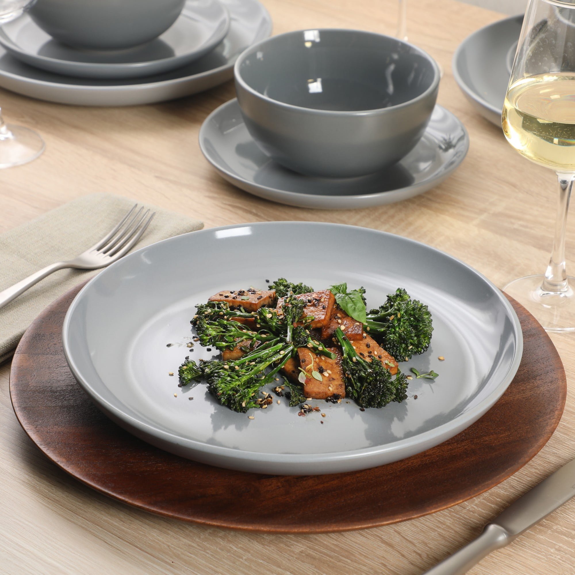 Gibson Home Rockaway 12 Piece Plates and Bowls Matte Outside/Shiny Inside Glaze Service for 4 Dinnerware Set - Blue - Dishwasher and Microwave Safe
