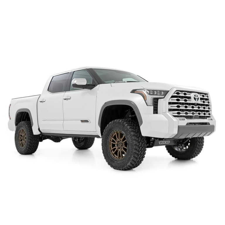 Rough Country 71800 | 6 Inch Lift Kit | OE Air Ride | Toyota